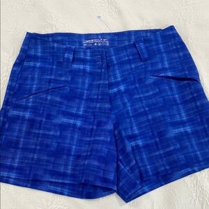 Nike Golf Dri-Fit size 4  Vibrant Blue Shorts